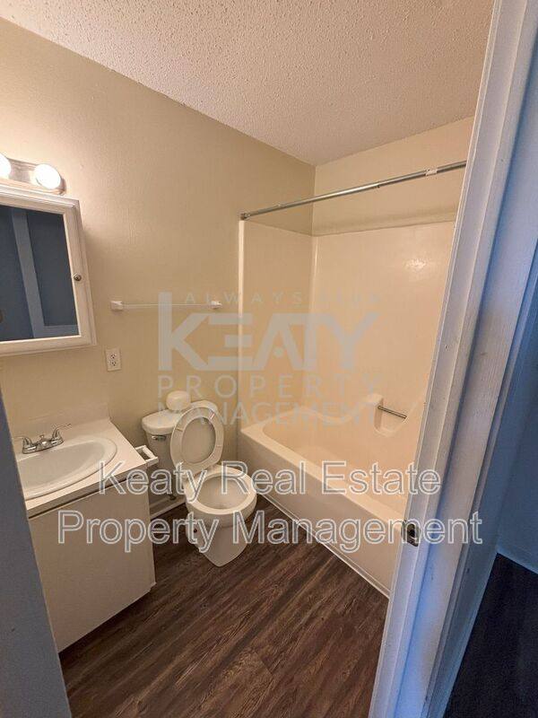 Townhouse for rent at 424 Failla Rd #B, Lafayette, LA 70508