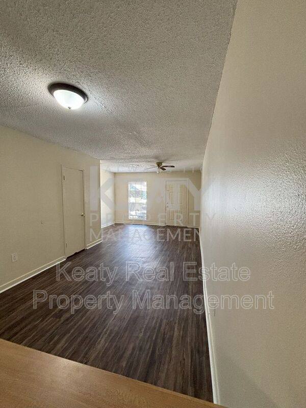 Townhouse for rent at 424 Failla Rd #B, Lafayette, LA 70508