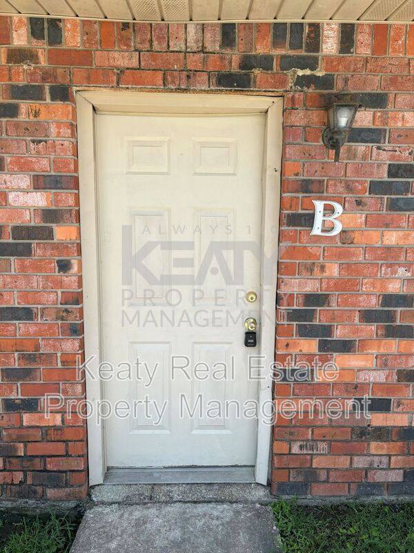 Townhouse for rent at 424 Failla Rd #B, Lafayette, LA 70508