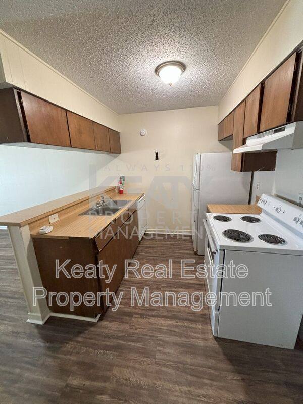 Townhouse for rent at 424 Failla Rd #B, Lafayette, LA 70508