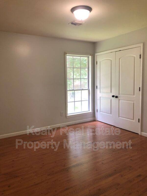 Apartment for rent at 112 Vieux Orleans #C, Lafayette, LA 70508