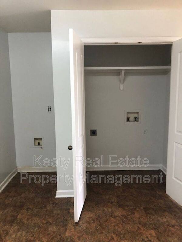 Apartment for rent at 112 Vieux Orleans #C, Lafayette, LA 70508