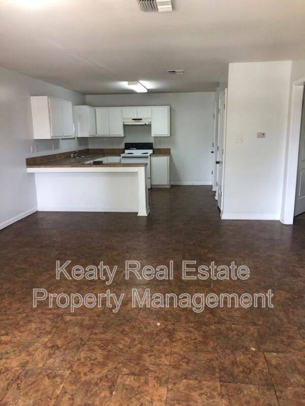 Apartment for rent at 112 Vieux Orleans #C, Lafayette, LA 70508