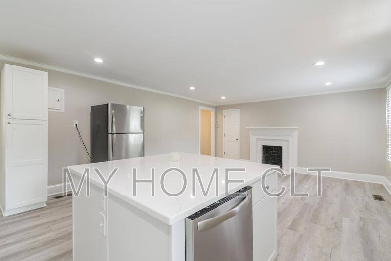 Apartment for rent at 2336 Barry St #A, Charlotte, NC 28205