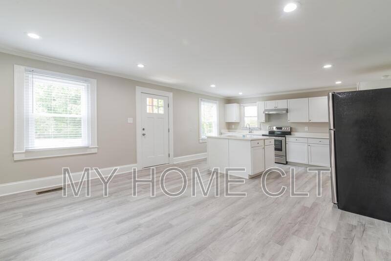 Apartment for rent at 2336 Barry St #A, Charlotte, NC 28205