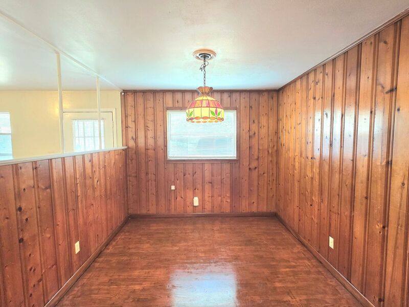 Apartment for rent at 6016 Sewell St #A Gle, Pensacola, FL 32504