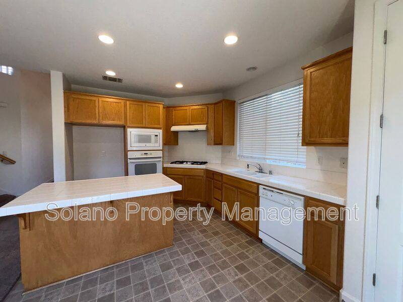 House for rent at 100 Mount Adams Circle, Vacaville, CA 95688