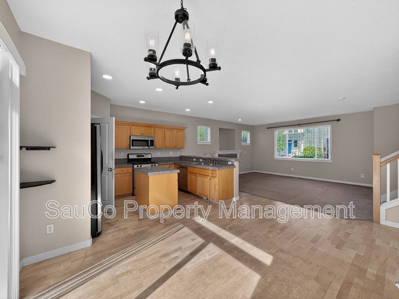 House for rent at 5073 NW 149th Terrace, Portland, OR 97229