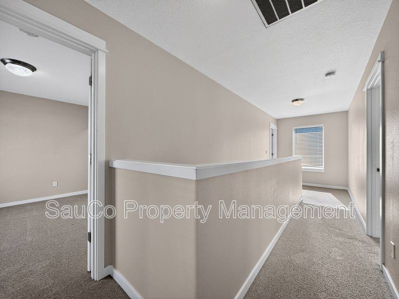 House for rent at 5073 NW 149th Terrace, Portland, OR 97229