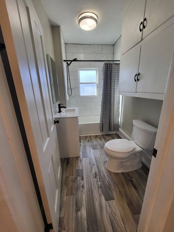 Apartment for rent at 921 Chicago St, De Pere, WI 54115