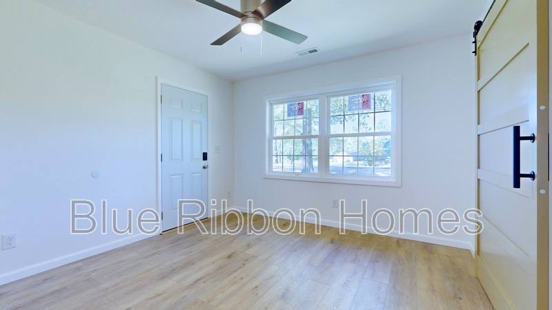 House for rent at 2506 Byington Beaver Ridge Rd, Knoxville, TN 37931