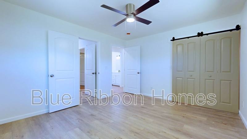 House for rent at 2506 Byington Beaver Ridge Rd, Knoxville, TN 37931