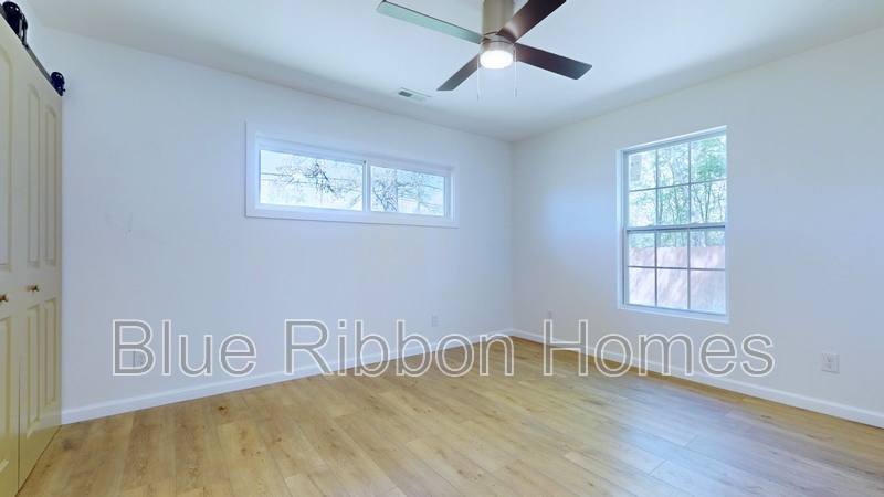 House for rent at 2506 Byington Beaver Ridge Rd, Knoxville, TN 37931