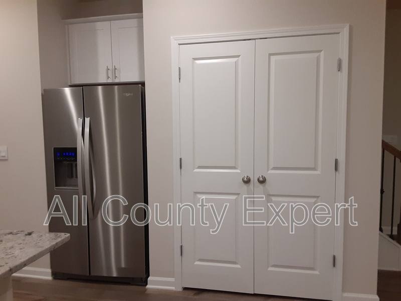 Townhouse for rent at 305 Timberland Ave, Dawsonville, GA 30534