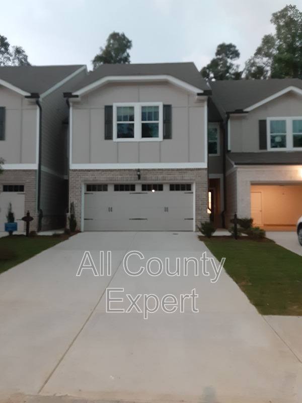 Townhouse for rent at 305 Timberland Ave, Dawsonville, GA 30534