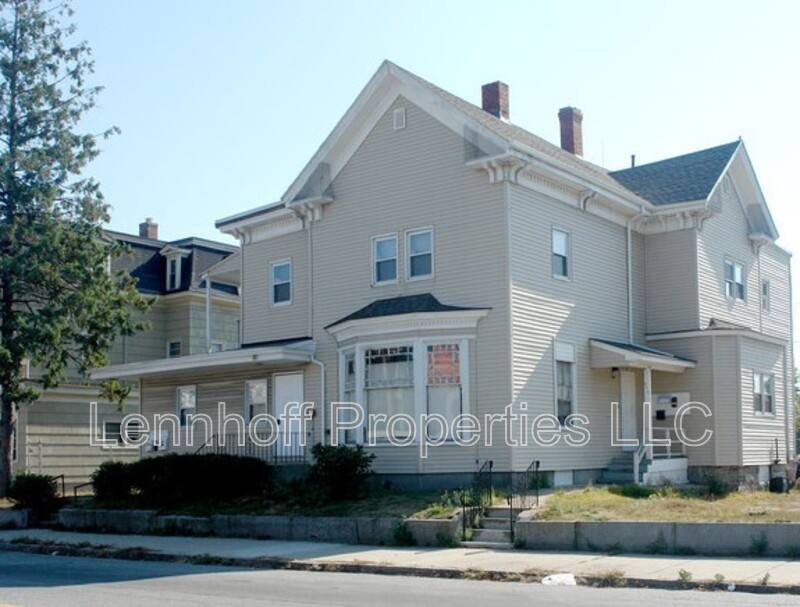 Apartment for rent at 350 Haverhill St #8, Lawrence, MA 01840
