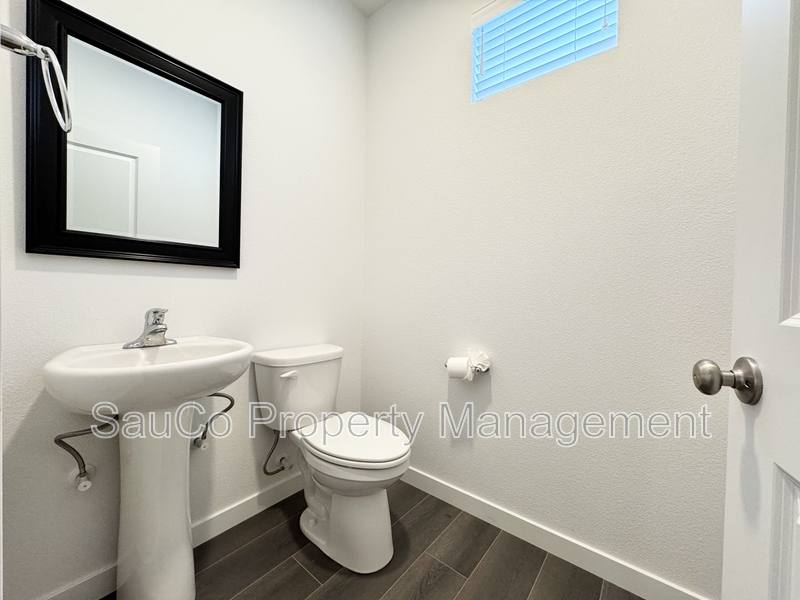 House for rent at 1248 S 28th Terrace, Cornelius, OR 97113