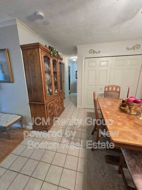 Apartment for rent at 276 Albion St #22 2nd Floor, Wakefield, MA 01880