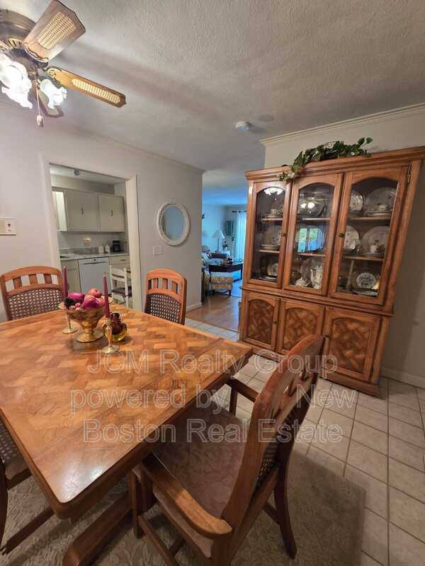 Apartment for rent at 276 Albion St #22 2nd Floor, Wakefield, MA 01880