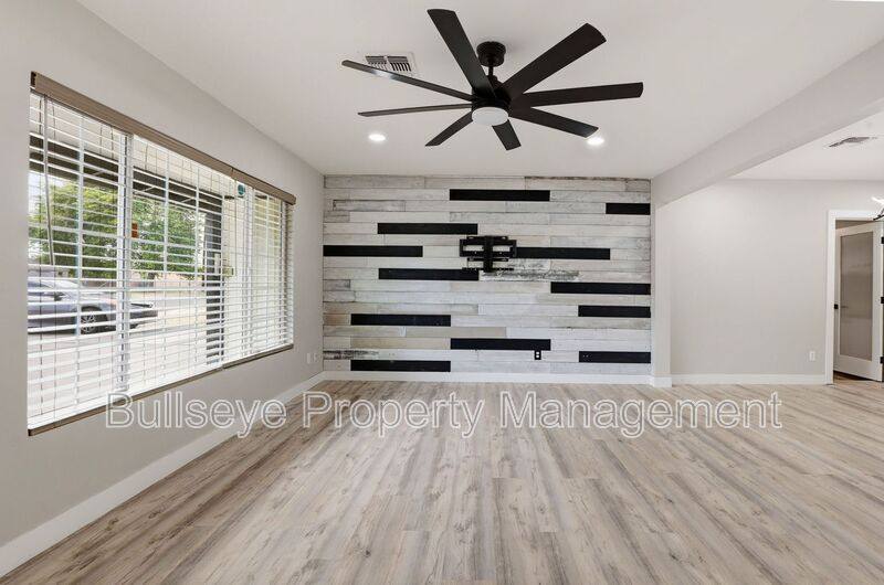 House for rent at 2022 N 40th St, Phoenix, AZ 85008