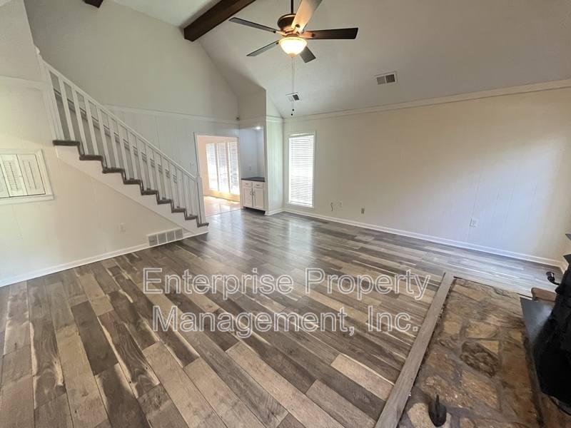 House for rent at 9161 Gainsborough Dr, Arlington, TN 38002