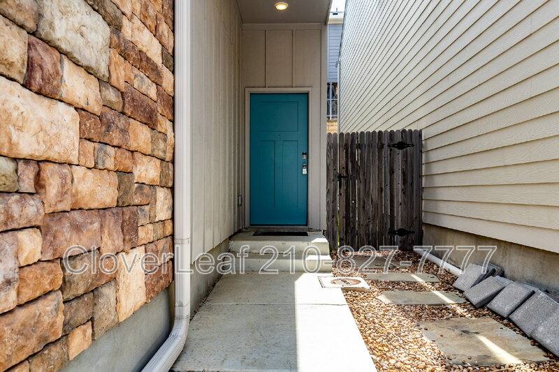 Townhouse for rent at 6446 Babcock Rd #35, San Antonio, TX 78249