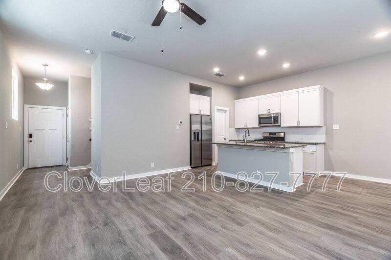Townhouse for rent at 6446 Babcock Rd #35, San Antonio, TX 78249