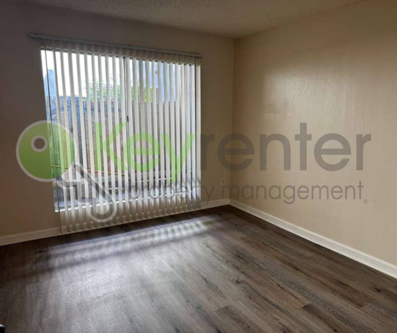 House for rent at 2515 H St #5, Sacramento, CA 95816