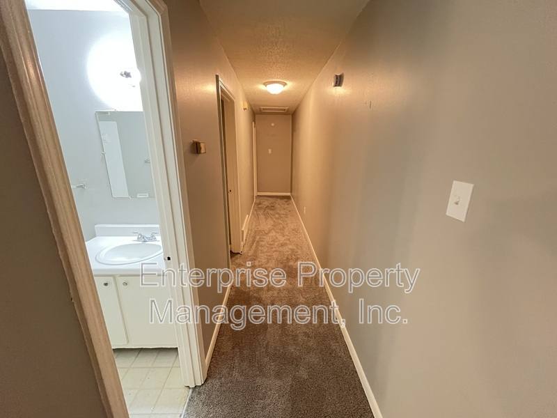 Apartment for rent at 1365 Garden Rd, Memphis, TN 38134