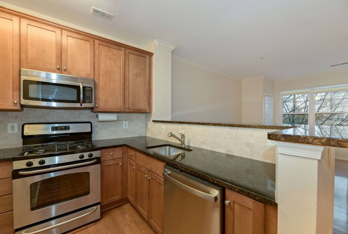 Condo for rent at 11750 Old Georgetown Rd, Rockville, MD 20852