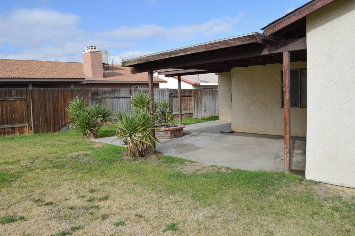 House for rent at 4809 Millbrook Way, Bakersfield, CA 93313