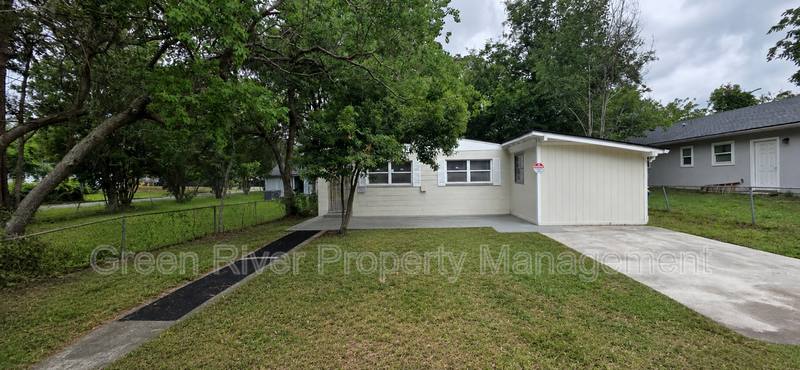 House for rent at 8910 Adams Ave, Jacksonville, FL 32208