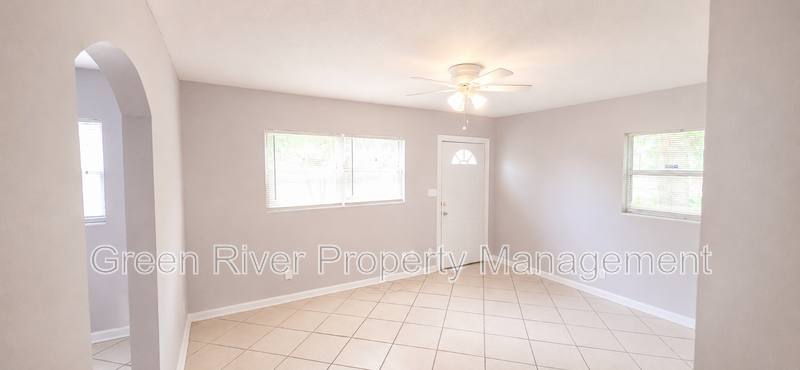House for rent at 8910 Adams Ave, Jacksonville, FL 32208