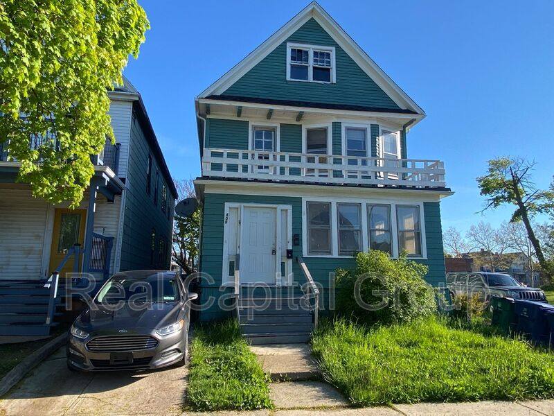 Apartment for rent at 408 Woodlawn Ave #2, Buffalo, NY 14208