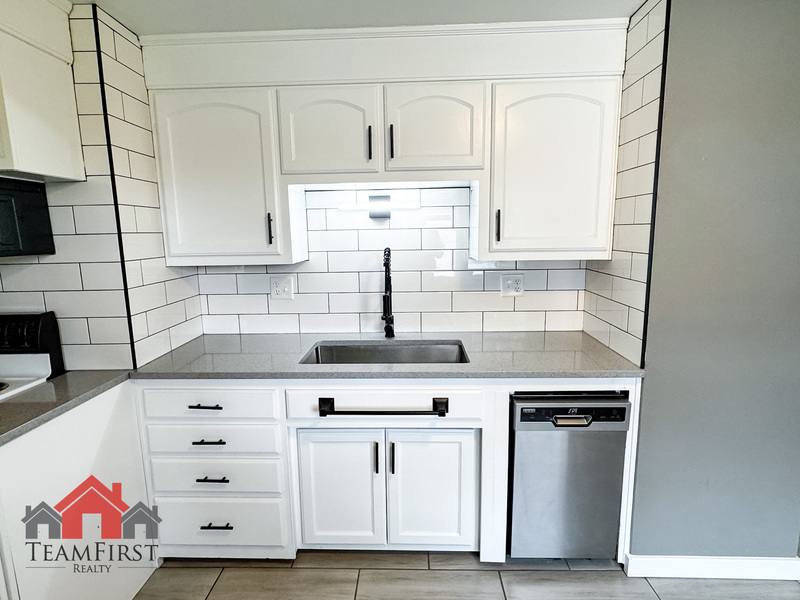 House for rent at 1446 Pilgrim St, Green Bay, WI 54304