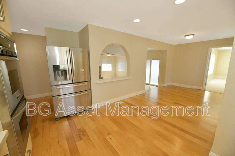 House for rent at 3830 Twin Oaks Way, Oakland, CA 94605
