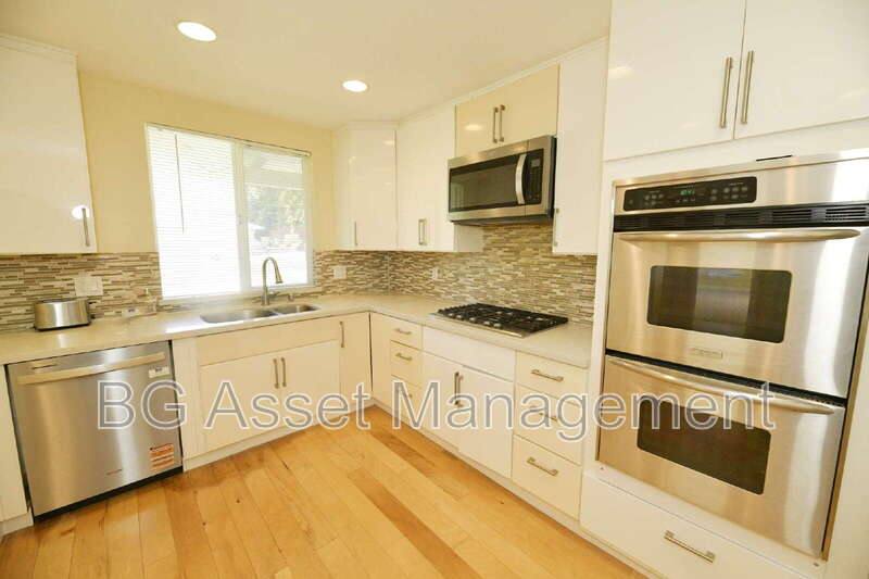 House for rent at 3830 Twin Oaks Way, Oakland, CA 94605