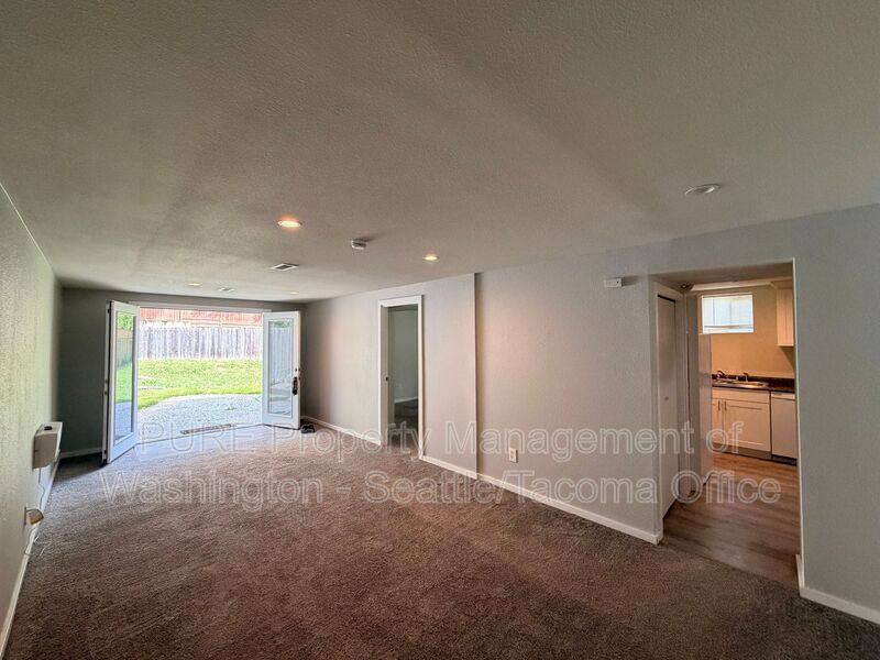 Apartment for rent at 6217 S Huson #B, Tacoma, WA 98409