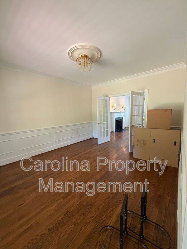 House for rent at 5906 Sharon Hills Rd, Charlotte, NC 28210