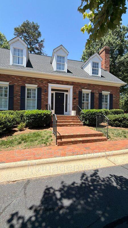 House for rent at 5906 Sharon Hills Rd, Charlotte, NC 28210