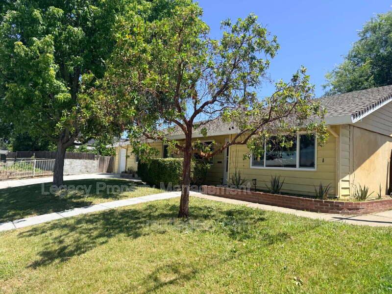 House for rent at 3844 Milton Way, North Highlands, CA 95660