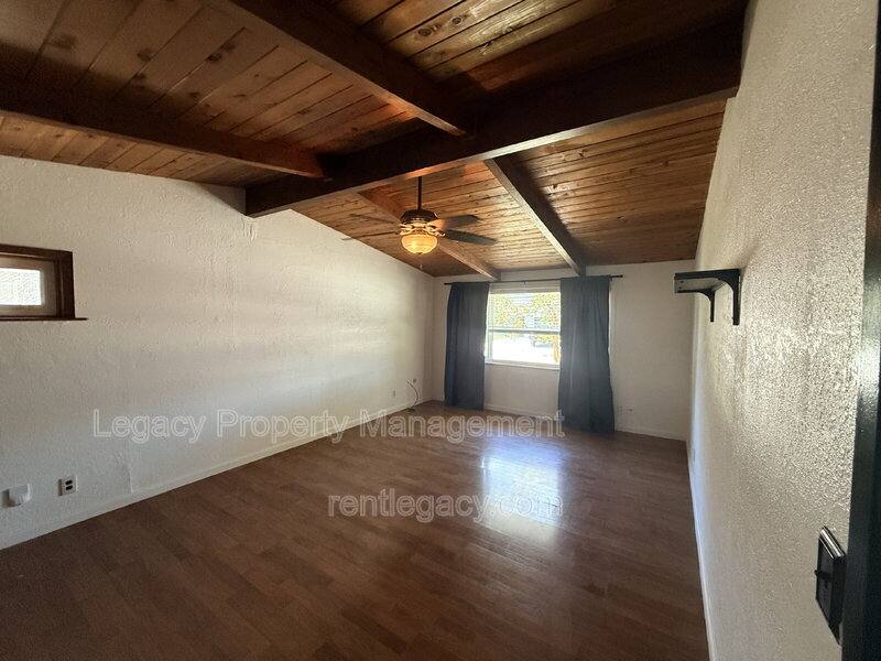 House for rent at 3844 Milton Way, North Highlands, CA 95660