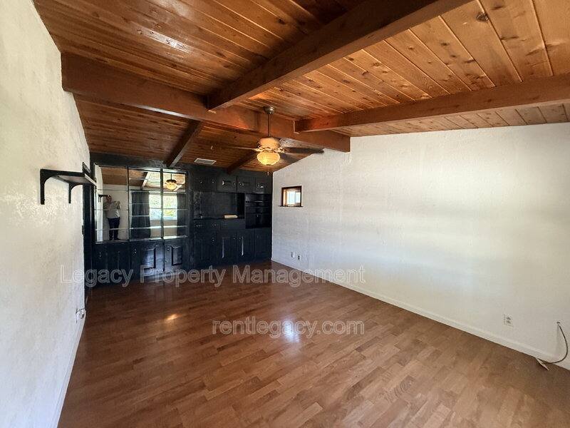 House for rent at 3844 Milton Way, North Highlands, CA 95660