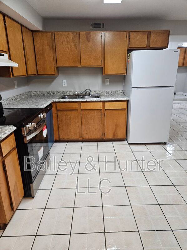 Apartment for rent at 1017 Washington Heights Terrace NW #2, Atlanta, GA 30314