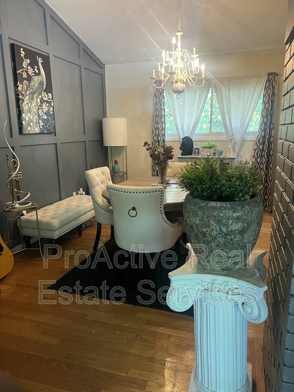 House for rent at 608 Charlton Dr, Hampton, VA 23666
