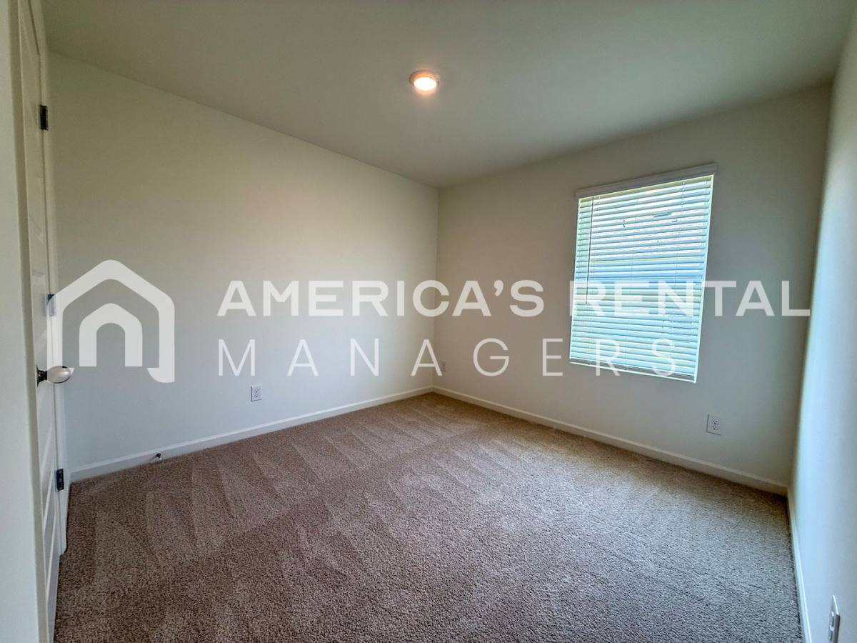 House for rent at 14320 Firefly Lane, Tuscaloosa, AL 35405