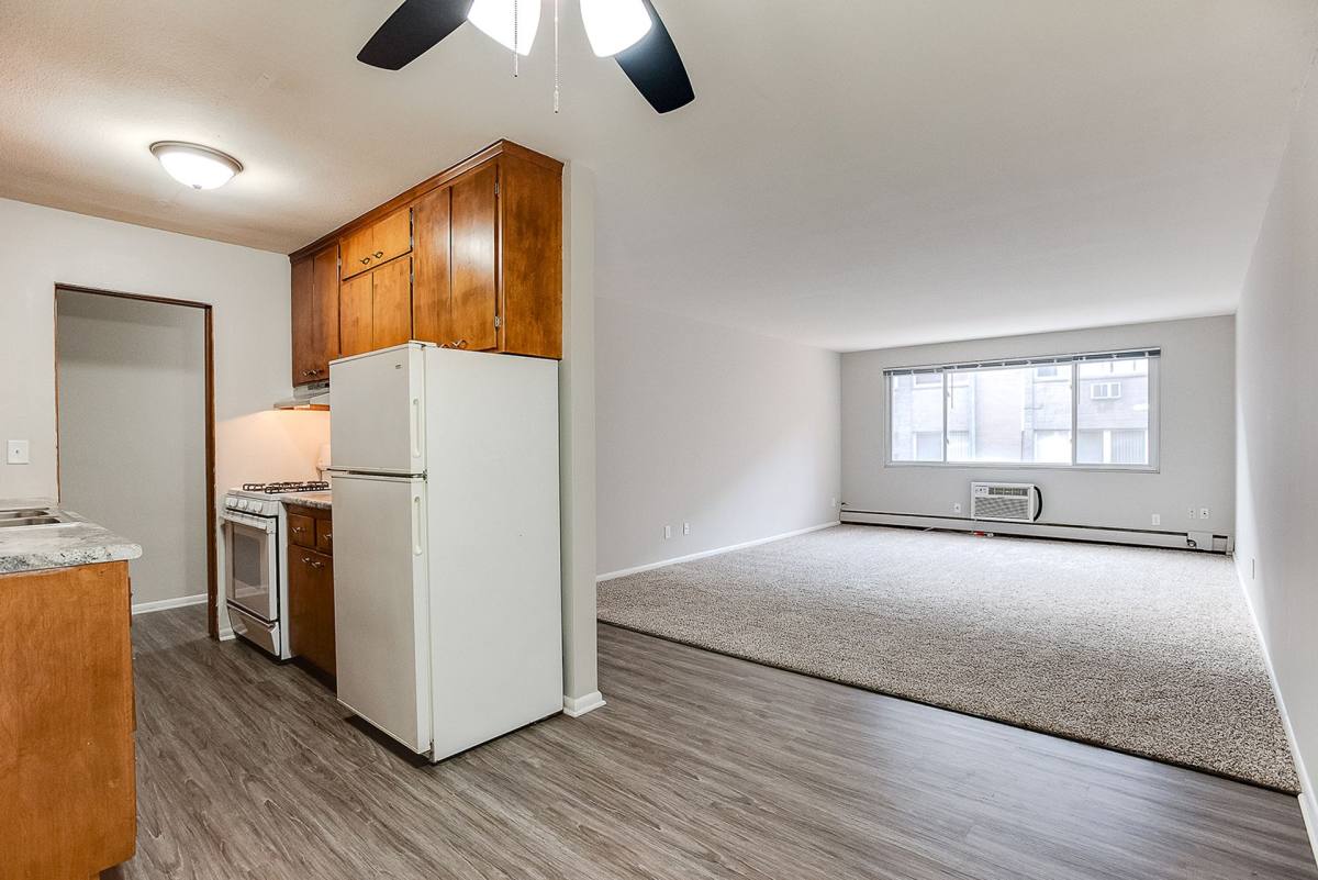 Townhouse for rent at 2421 Pillsbury Ave S, Minneapolis, MN 55404