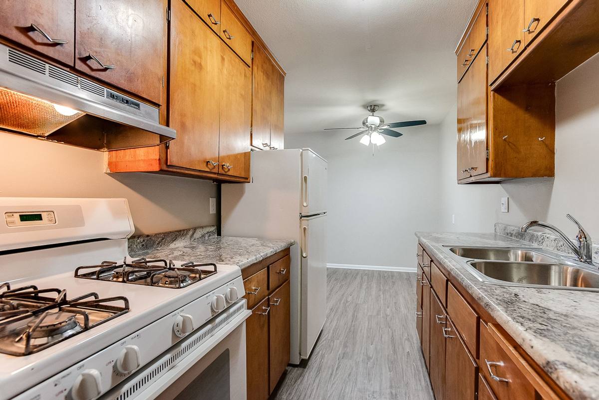 Townhouse for rent at 2421 Pillsbury Ave S, Minneapolis, MN 55404