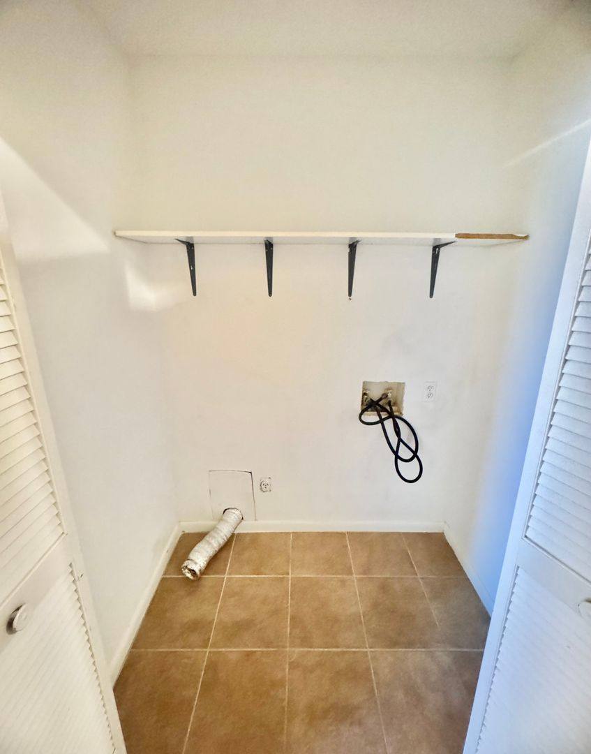 Townhouse for rent at 121 Brian Court, Daleville, AL 36322