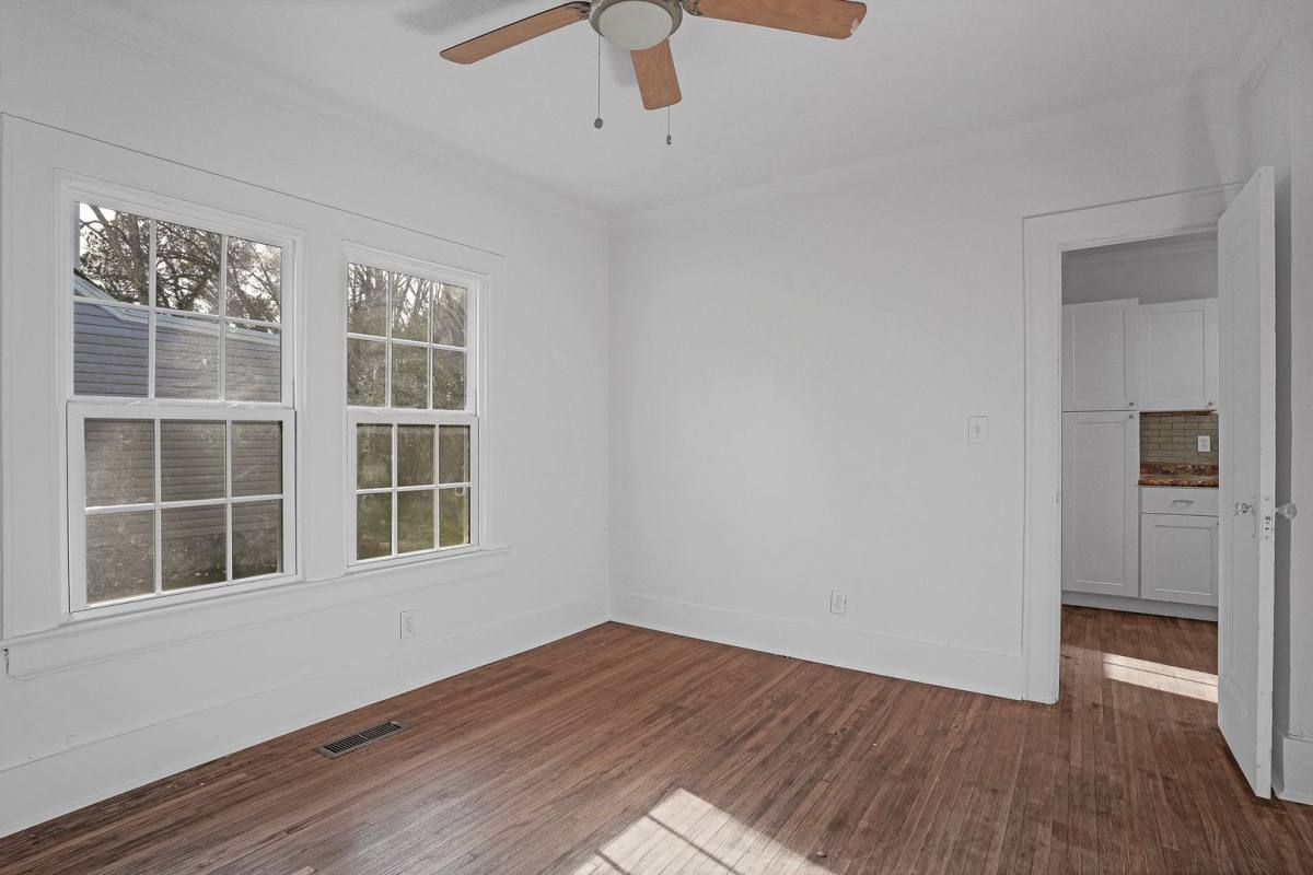 House for rent at 409 Booth Rd, Chattanooga, TN 37411